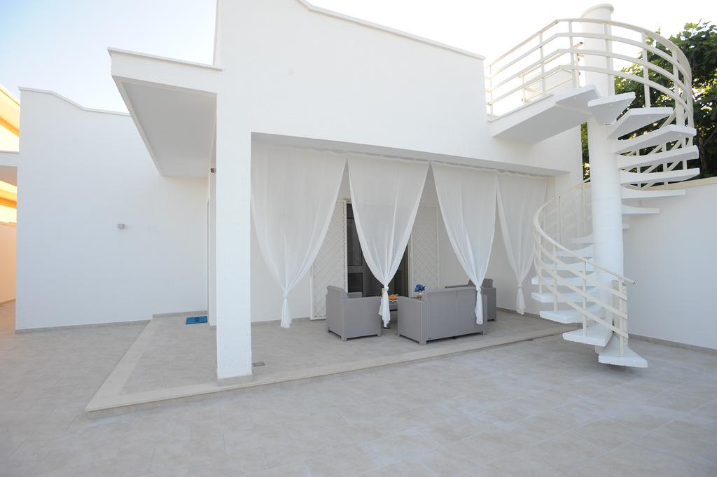 Filo Di Vento Hotel Porto Cesareo Bagian luar foto