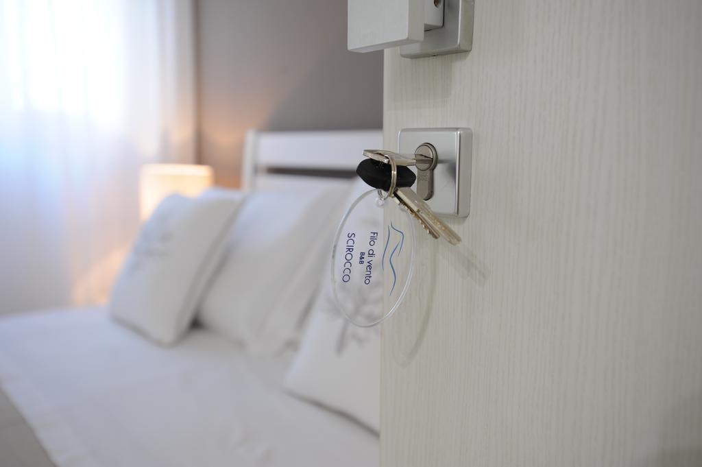 Filo Di Vento Hotel Porto Cesareo Bagian luar foto