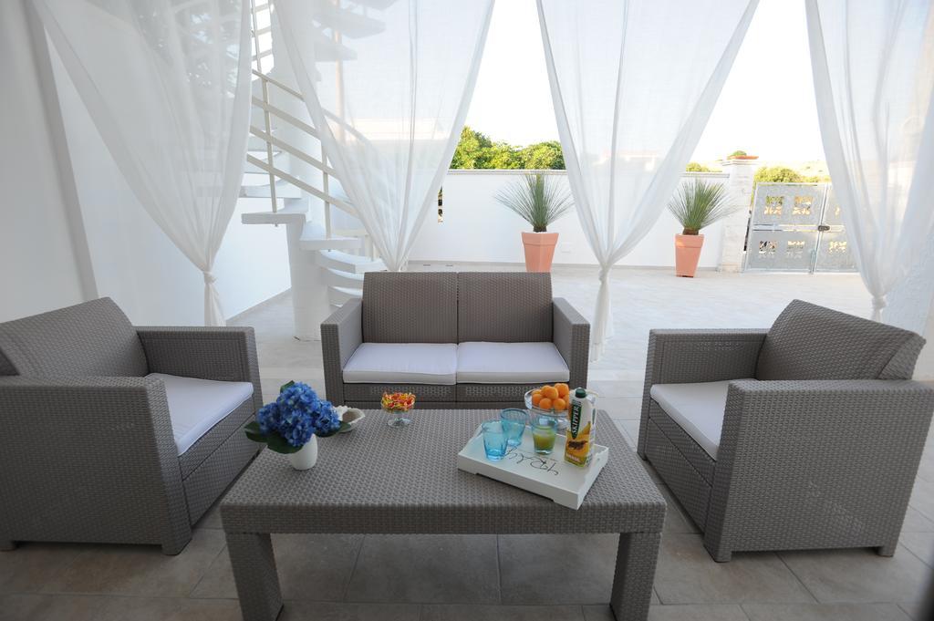 Filo Di Vento Hotel Porto Cesareo Bagian luar foto
