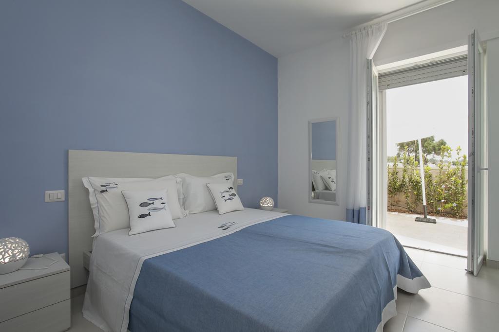 Filo Di Vento Hotel Porto Cesareo Bagian luar foto
