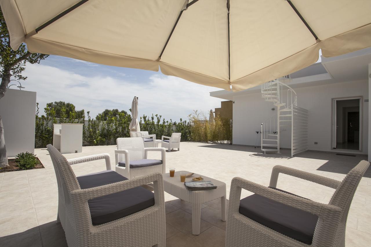 Filo Di Vento Hotel Porto Cesareo Bagian luar foto